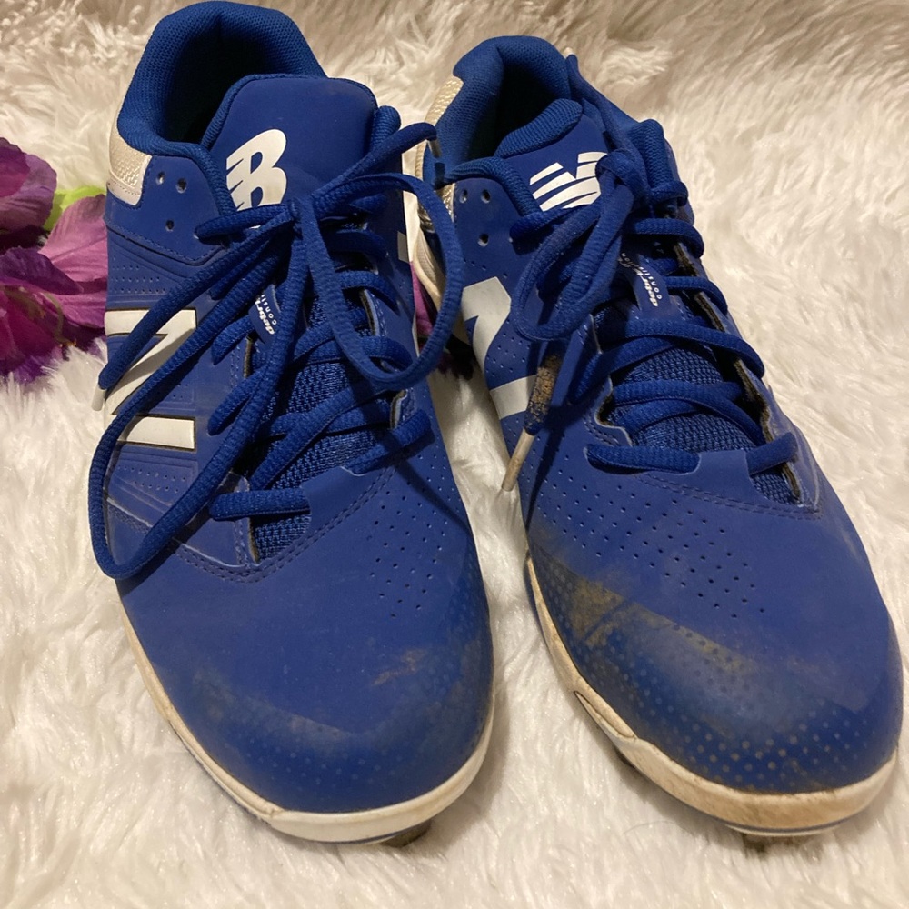 New Balance Women’s Cleats Metal Softball Baseball Blue & White Size: 10